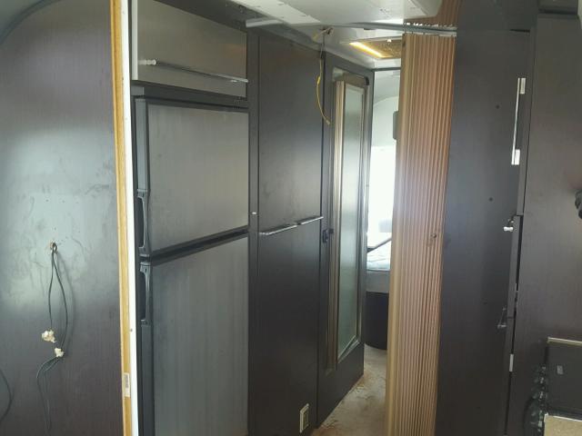 1STTFYL217J521192 - 2007 AIRS INTERNATIO 银色 照片 9