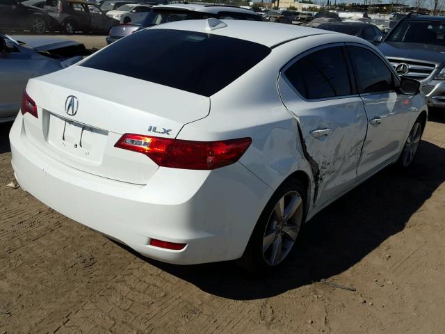 19VDE1F31EE013180 - 2014 ACURA ILX 20 WHITE photo 4