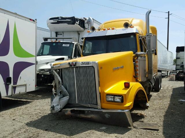 5KJJABCKD6PV96675 - 2006 WESTERN STAR/AUTO CAR CONVENTION YELLOW photo 2