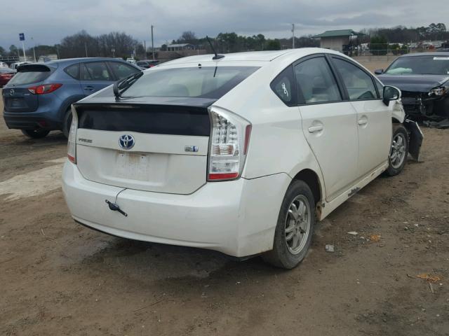 JTDKN3DUXB0327985 - 2011 TOYOTA PRIUS WHITE photo 4