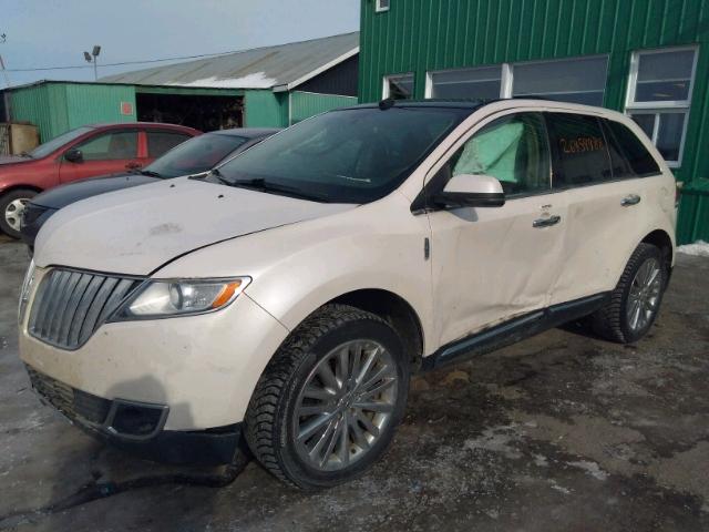 2LMDJ8JK0CBL06373 - 2012 LINCOLN MKX WHITE photo 2