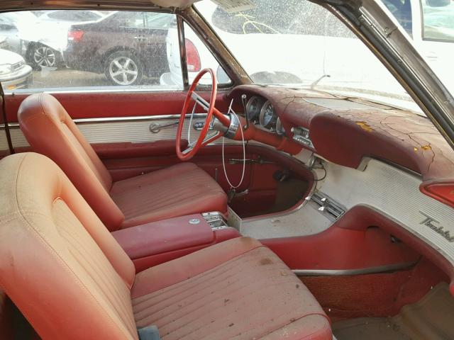 2Y83Z138650 - 1962 FORD THUNDERBIR CREAM photo 5