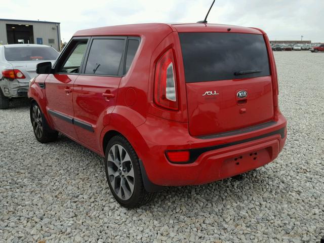 KNDJT2A68D7517330 - 2013 KIA SOUL RED photo 3