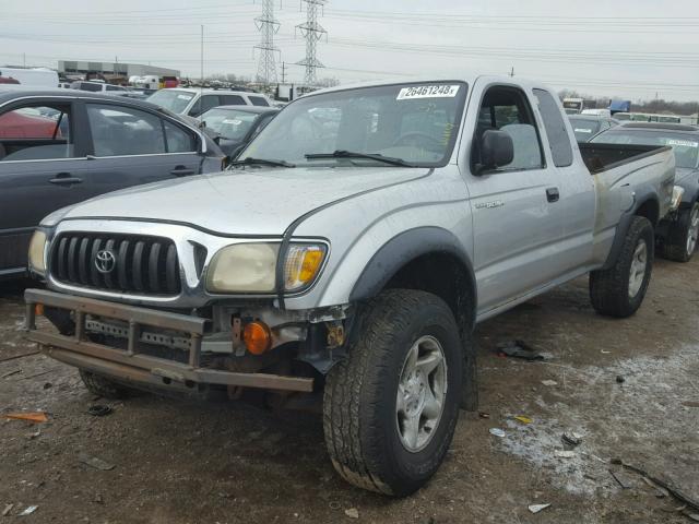 5TEWN72N21Z781540 - 2001 TOYOTA TACOMA XTR SILVER photo 2