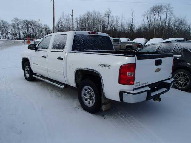 3GCRKREAXAG107402 - 2010 CHEVROLET SILVERADO WHITE photo 3