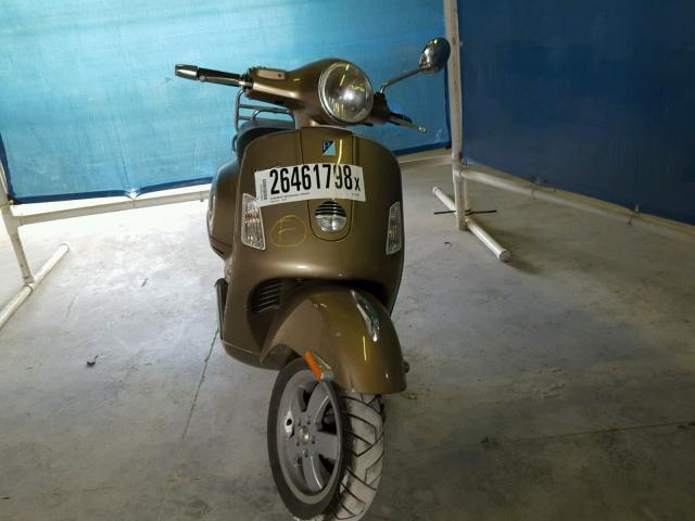 ZAPM459L5D5801045 - 2013 VESPA GTS 300 SU GOLD photo 9