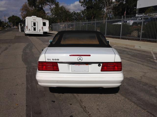 WDBFA67F1TF129059 - 1996 MERCEDES-BENZ SL 500 WHITE photo 5