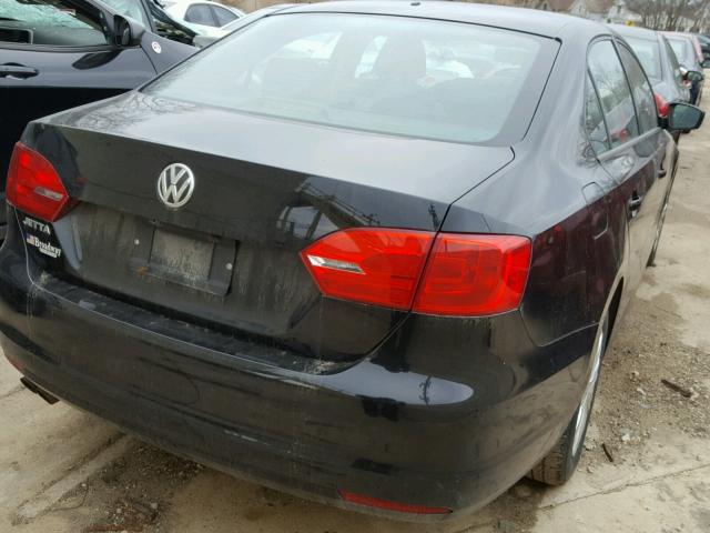 3VW2K7AJ8BM332381 - 2011 VOLKSWAGEN JETTA BASE BLACK photo 4