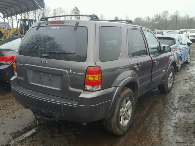 1FMCU96HX6KA56572 - 2006 FORD ESCAPE HEV GRAY photo 4