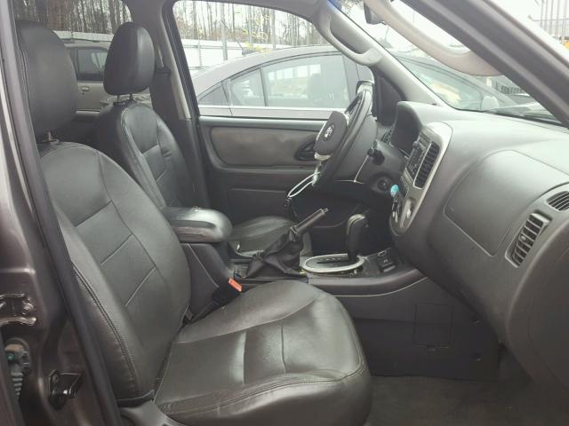 1FMCU96HX6KA56572 - 2006 FORD ESCAPE HEV GRAY photo 5