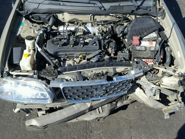 3N1CB51D52L671842 - 2002 NISSAN SENTRA XE GOLD photo 7