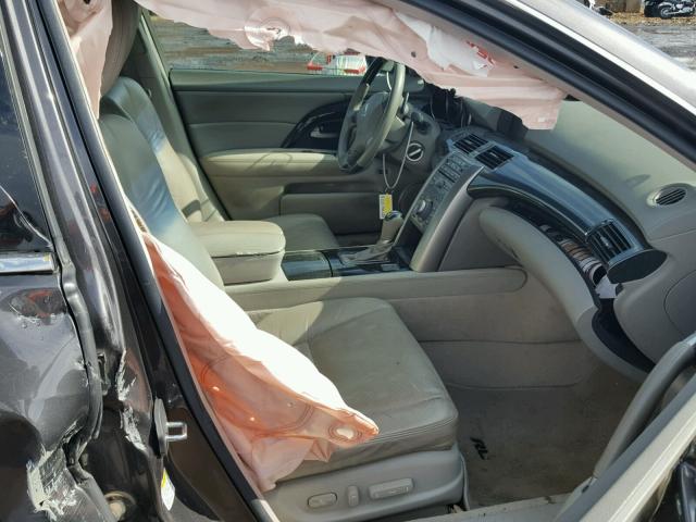 JH4KB2F61AC002803 - 2010 ACURA RL Grafit foto 5