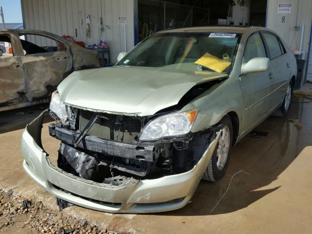 4T1BK36B68U315673 - 2008 TOYOTA AVALON XL GREEN photo 2