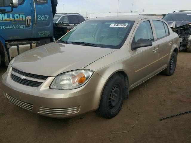 1G1AK52F457504104 - 2005 CHEVROLET COBALT GOLD photo 2