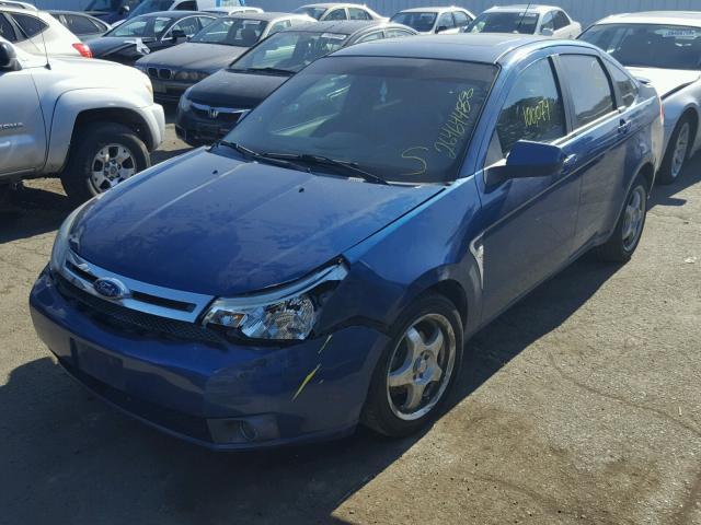 1FAHP35N68W252211 - 2008 FORD FOCUS SE BLUE photo 2