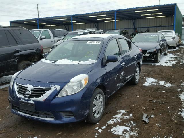 3N1CN7AP1CL877366 - 2012 NISSAN VERSA S BLUE photo 2