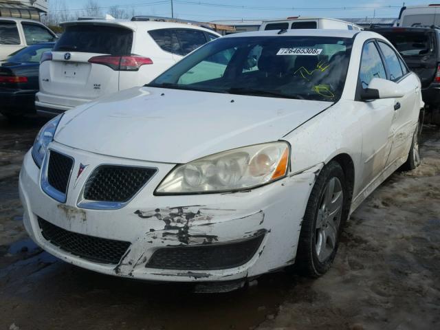 1G2ZA5EBXA4164026 - 2010 PONTIAC G6 WHITE photo 2