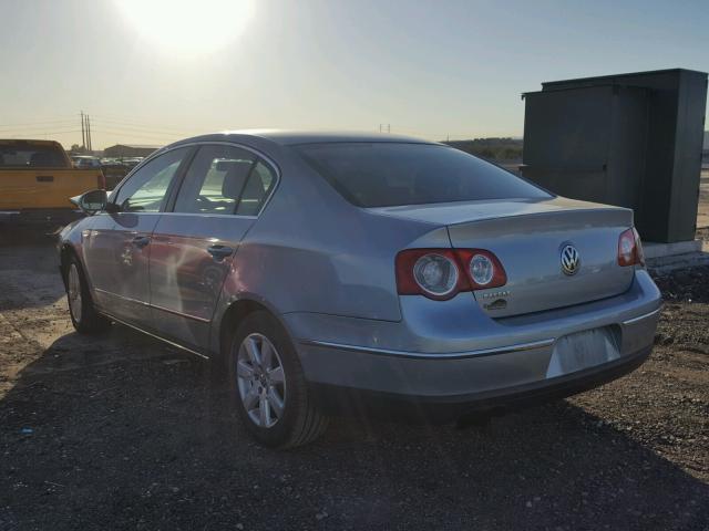 WVWJK73C78E071949 - 2008 VOLKSWAGEN PASSAT TUR SILVER photo 3