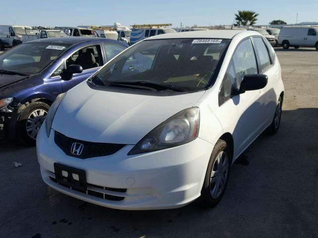 JHMGE88299S015231 - 2009 HONDA FIT WHITE photo 2