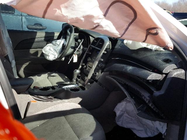 1G11B5SL1EF188804 - 2014 CHEVROLET MALIBU LS WHITE photo 5