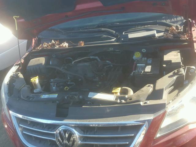 2V8HW34139R501297 - 2009 VOLKSWAGEN ROUTAN SE RED photo 7