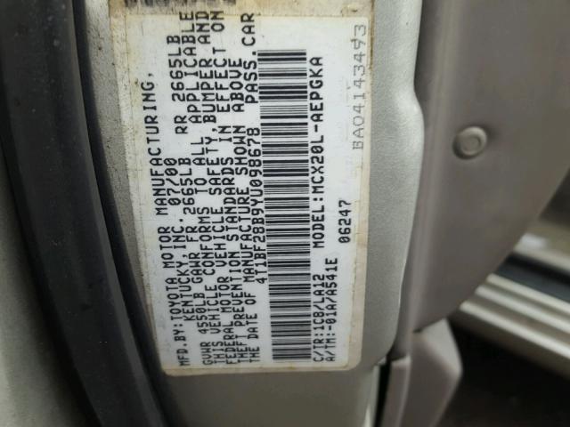 4T1BF28B9YU098678 - 2000 TOYOTA AVALON XL SILVER photo 10