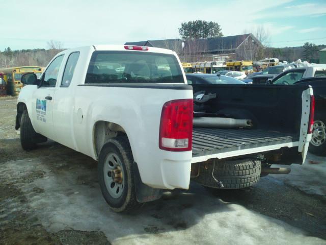 2GTEK19C081334337 - 2008 GMC SIERRA K15 WHITE photo 3