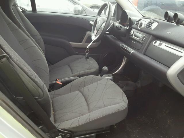 WMEEJ9AA1DK725181 - 2013 SMART FORTWO ELE 银色 照片 5