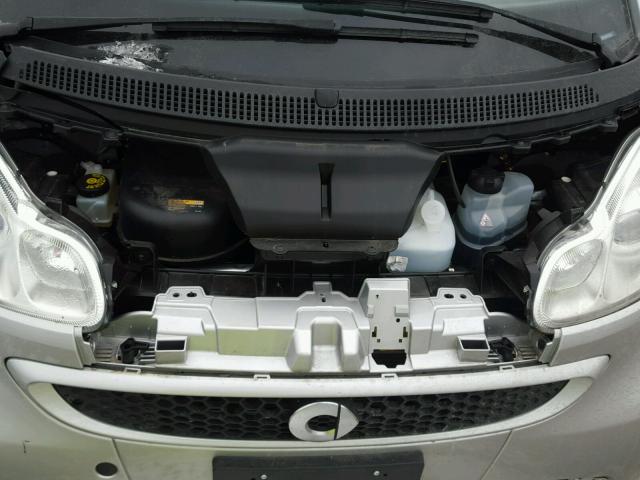 WMEEJ9AA1DK725181 - 2013 SMART FORTWO ELE 银色 照片 7