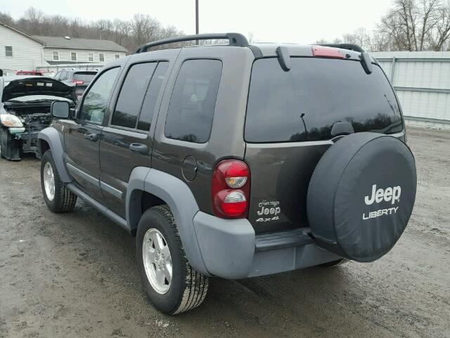 1J4GL48545W636061 - 2005 JEEP LIBERTY SP GRAY photo 3