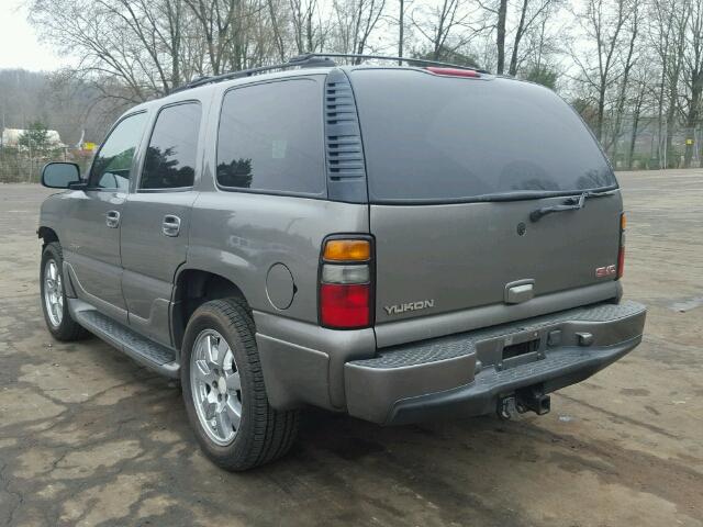 1GKEK63U15J171217 - 2005 GMC YUKON DENA GRAY photo 3