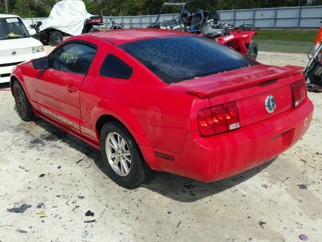 1ZVFT80N975211199 - 2007 FORD MUSTANG RED photo 3