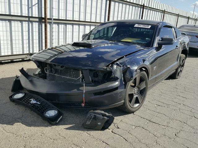 1ZVHT82H765256821 - 2006 FORD MUSTANG GT BLACK photo 2