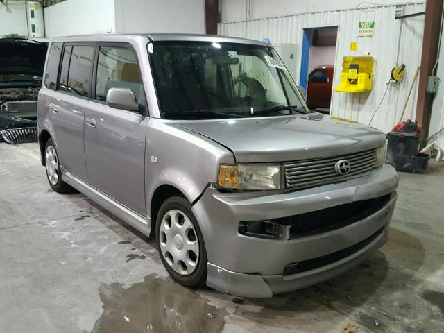 JTLKT324554021514 - 2005 TOYOTA SCION XB SILVER photo 1