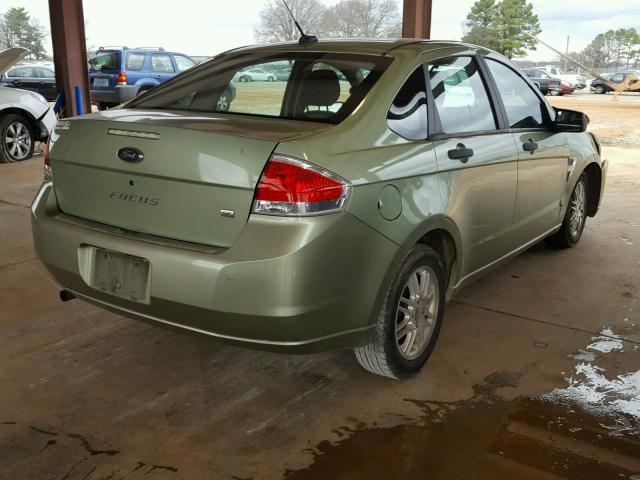 1FAHP35N88W258382 - 2008 FORD FOCUS SE GREEN photo 4