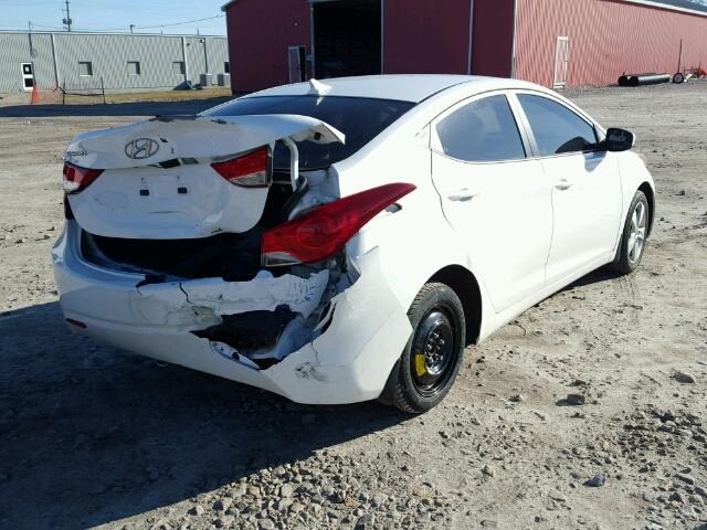 5NPDH4AE6CH142596 - 2012 HYUNDAI ELANTRA GL WHITE photo 4