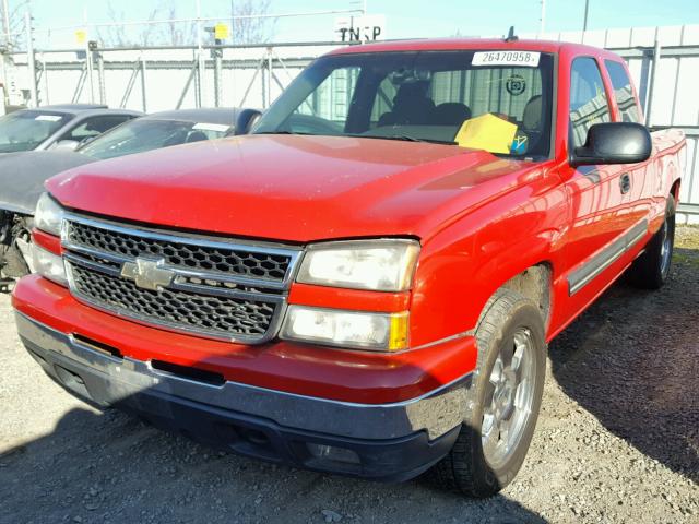 2GCEC19Z261311866 - 2006 CHEVROLET SILVERADO RED photo 2