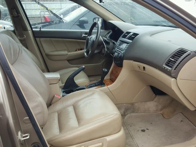 1HGCM66515A014239 - 2005 HONDA ACCORD EX GOLD photo 5