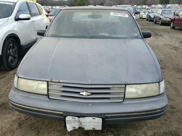 2G1WL54T3P1133796 - 1993 CHEVROLET LUMINA GRAY photo 9