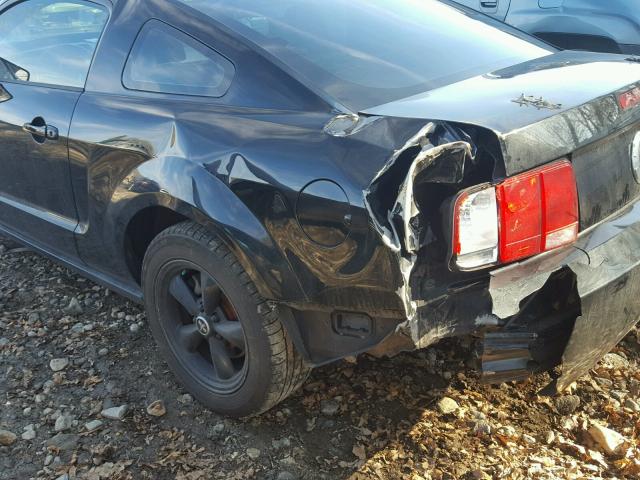 1ZVFT80N065178902 - 2006 FORD MUSTANG BLACK photo 9