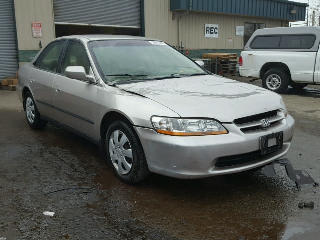 JHMCG5648XC047669 - 1999 HONDA ACCORD LX GOLD photo 1