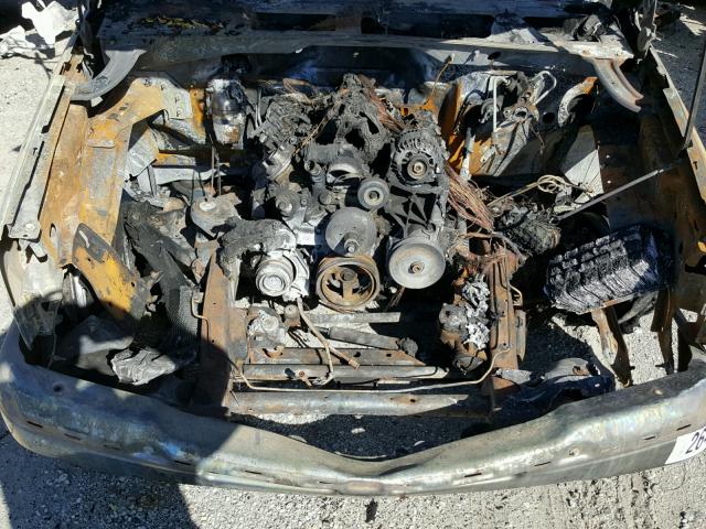 1GBJC34U93E228732 - 2003 CHEVROLET SILVERADO WHITE photo 7