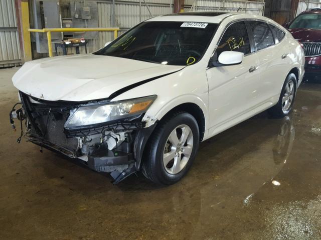 5J6TF1H3XAL004342 - 2010 HONDA ACCORD CRO WHITE photo 2