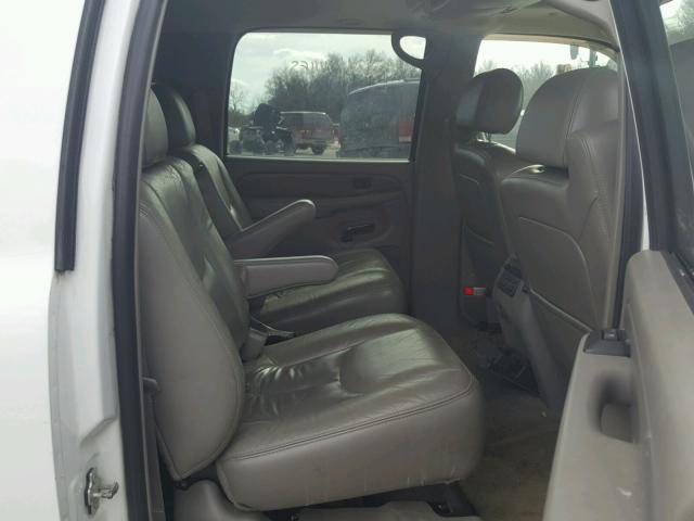 1GKFK66U75J126279 - 2005 GMC YUKON XL D WHITE photo 6