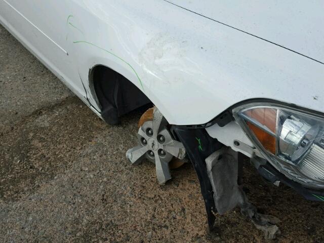 1G1ZC5E06CF393307 - 2012 CHEVROLET MALIBU 1LT 白色 照片 9