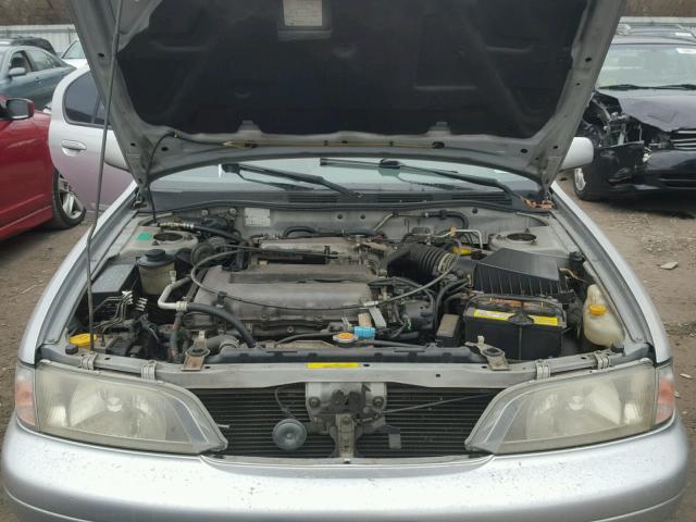 JNKCP11A62T506311 - 2002 INFINITI G20 GRAY photo 7