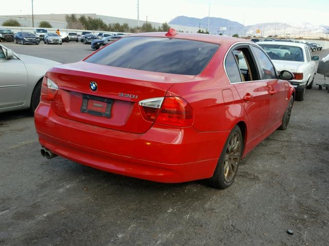 WBAVB335X6PS10448 - 2006 BMW 330 I RED photo 4