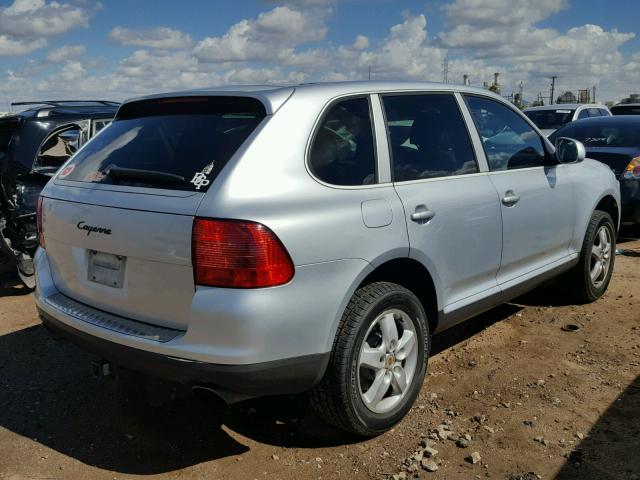 WP1AA29P74LA22495 - 2004 PORSCHE CAYENNE SILVER photo 4