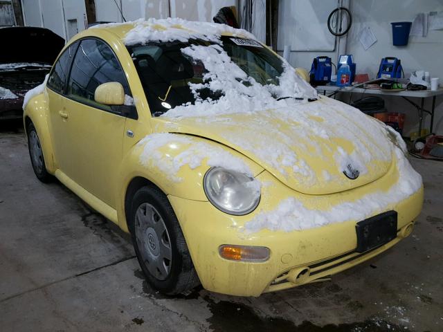 3VWCC21C3YM427123 - 2000 VOLKSWAGEN NEW BEETLE YELLOW photo 1