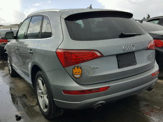 WA1VKAFP2AA021710 - 2010 AUDI Q5 PRESTIG SILVER photo 3